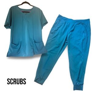 Healing Hands Jogger Scrubs Set